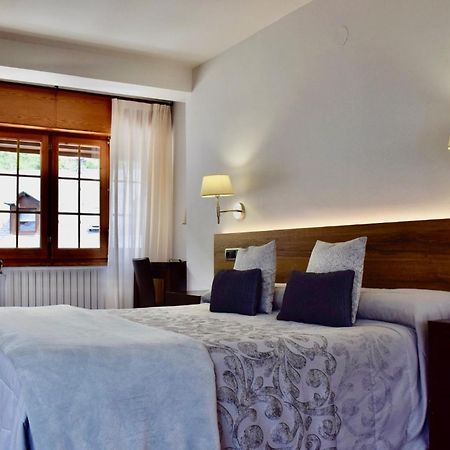 Hotel L'Auet أريابال المظهر الخارجي الصورة